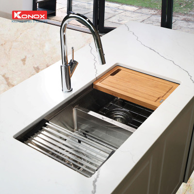 Vòi rửa bát kéo dây Konox, Model Ponte Black, 4 phiên bản màu, Bề mặt mạ PVD 5 lớp cao cấp, Lõi đồng tiêu chuẩn CW617N, Linh kiện phụ trợ dòng chảy nhập khẩu châu Âu, Bảo hành chính hãng 5 năm, Hàng chính hãng