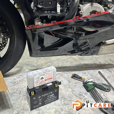 Bình Ắc Quy Cho Ducati Toplite YT7B-BS 12V 6.8Ah