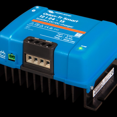 Bộ dual battery Orion-Tr Smart 12/24-15A (360W) Isolated DC-DC charger của thương hiệu Victron Energy.