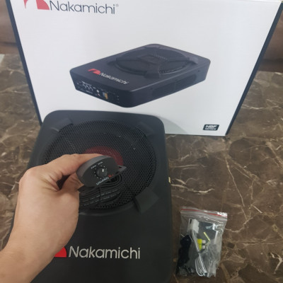 Bộ Loa SUB siêu trầm đặt gầm ghế xe ô tô, thương hiệu Nhật Bản NAKAMICHI NBF8.1A - Hàng Chính Hãng