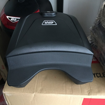 Thùng giữa Givi G10N kèm bát gắn cho xe Winner V1, thùng giữa Winner 150
