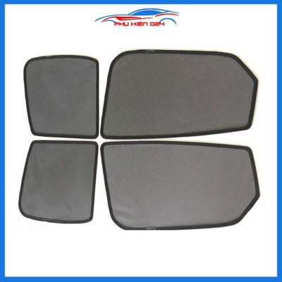 Bộ 4 rèm chắn nắng nam châm Corolla Cross 2020 khung cố định chống tia UV