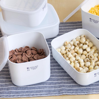 Hộp đựng thực phẩm vuông Nakaya 700ml thích hợp dùng trong lò vi sóng - xuất xứ Nhật Bản