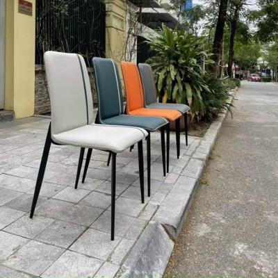 Bộ bàn ăn bếp từ hiện đại chống trầy xước, chống ố vàng kèm ghế