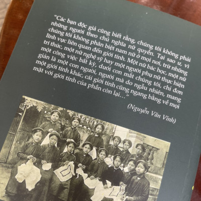 [Phụ nữ tùng thư – Tủ sách Giới và Phát triển] VẤN ĐỀ PHỤ NỮ Ở NƯỚC TA –  Nguyễn Văn Vĩnh – Đoàn Ánh Dương & Nguyễn Đào Nguyên sưu tầm, biên soạn – NXB Phụ Nữ (Bìa mềm)