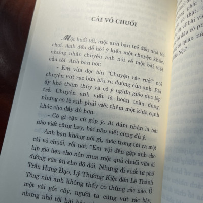 [tuyển tập báo chí bút chiến HỮU THỌ] CHẠY... – Tiểu phẩm báo chí – NXB CTQG Sự Thật