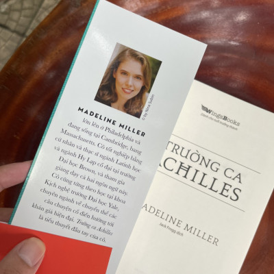 (Tặng kèm phụ lục và postcard) TRƯỜNG CA ACHILLES (No.1 New York Times Bestseller – Tác phẩm đoạt giải Orange năm 2012) – Madeline Miller – Jack Frogg dịch - Wingbooks - NXB Kim Đồng (bìa mềm)