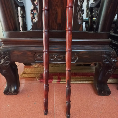 Gậy batong hỗ trợ đi lại dành cho người già bằng gỗ trắc đỏ đen kt 90×13×3.5cm 