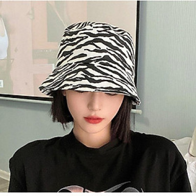 Mũ kaki Bò Sữa vành nhỏ cá tính