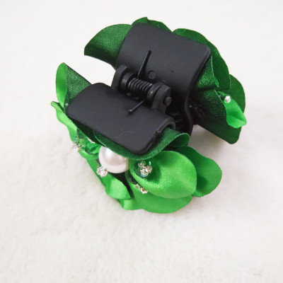 Kẹp tóc hoa đính pha lê ngọc