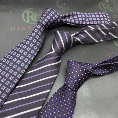 Cà vạt nam trung niên 8cm màu tím Giangpkc Tp HCM
