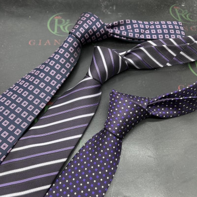 Cà vạt nam trung niên 8cm màu tím Giangpkc Tp HCM