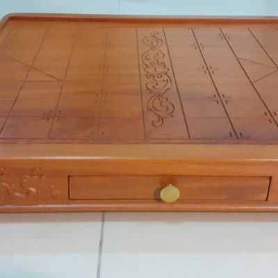 Bàn cờ tướng gỗ -có ngăn kéo đựng quân cờ 4,0 cm