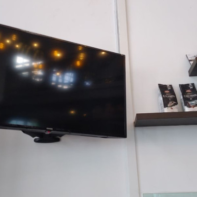 Giá treo tivi đa năng North Bayou P5 (40-70 Inch) - Hàng Chính Hãng