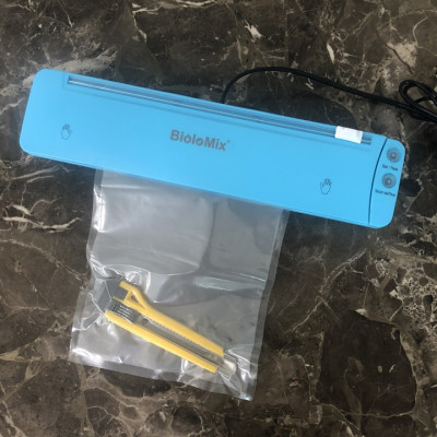 Máy hút chân không kiêm hàn miệng túi nhãn hiệu Biolomix W100  Công suất: 60W - HÀNG NHẬP KHẨU