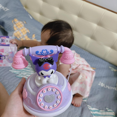 Đồ Chơi Điện Thoại Cho Bé, Điện Thoại Đồ CHơi Hình Kuromi Siêu Cute, Có Đèn Và Nhạc, Đồ Chơi Trẻ Em HT SYS