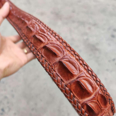 Nịt Da Cá Sấu Gai Liền Đan Viền Thủ Công N33ND2 (mặt vàng)