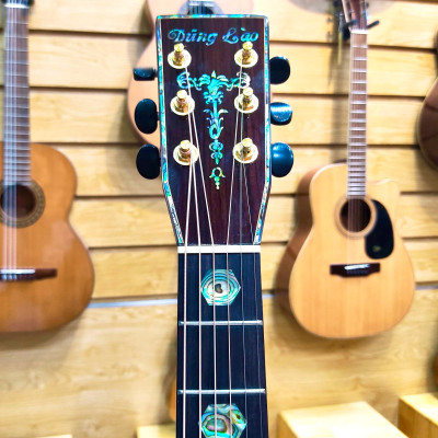 Đàn Guitar Acoustic HANDMADE CUSTOM lỗ Thoát âm hình ovan Khảm trai