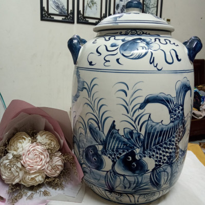 Hũ đựng rượu gạo vẽ cá chép gốm sứ Bát Tràng