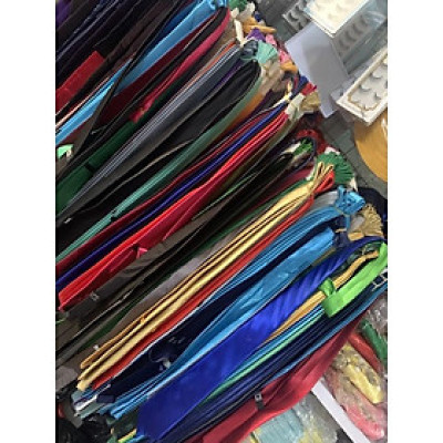 Cà vạt nam nữ sinh viên học sinh cà vạt 5cm kỷ yếu phi bóng tp hcm