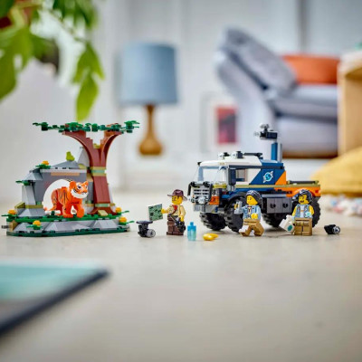 Đồ Chơi Lắp Ráp Xe Địa Hình Cứu Hộ Động Vật - Jungle Explorer Off-Road Truck - Lego City 60426 (314 Mảnh Ghép)