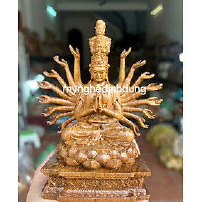 Tượng phật thiên thứ thiên nhãn bằng gỗ bách xanh thơm nức cao 15x12x8cm