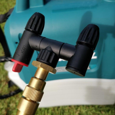 MÁY PHUN THUỐC DÙNG PIN 12V (5L) MAKITA US053DZ (KHÔNG KÈM PIN VÀ ĐẾ SẠC) - HÀNG CHÍNH HÃNG