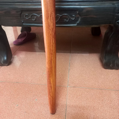 Gậy batong dành cho người già ,( Người cao tuổi ) Bằng gỗ hương đá đk dài 1m20x13×5cm