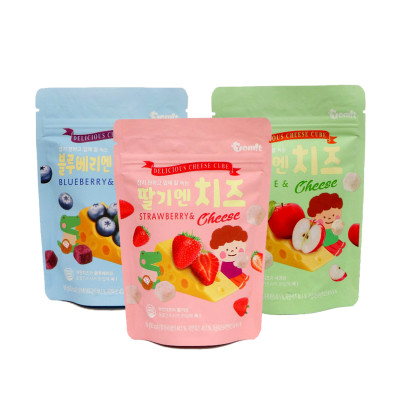 Combo 3 gói phô mai khô hoa quả sấy lạnh YOMIT - Vị dâu, táo, việt quất