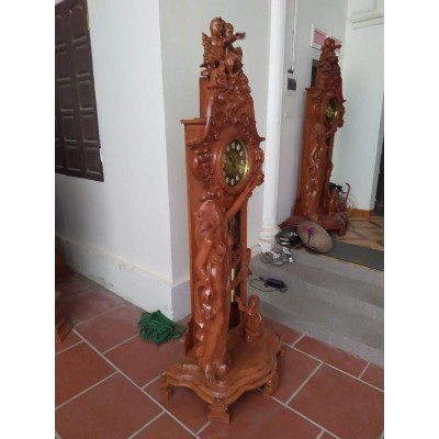 Đồng hồ cô tiên gỗ hương đá cao 2m3 -hàng loại 1 vân veo tuyển chọn. Giá yêu thương