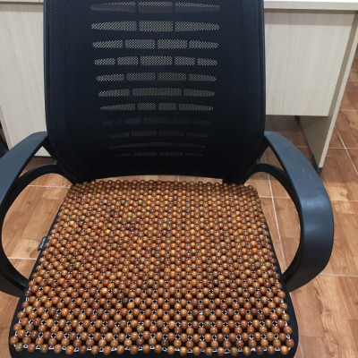 Chiếu lót ghế văn phòng hạt gỗ Hương tiện lợi hạt 12ly Mã H1 - Sản phẩm y hình , hình thật 100% 