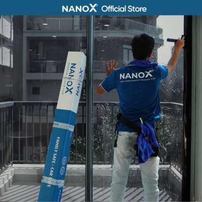 Phim cách nhiệt NanoX A5 màu đen chống nắng nóng cho nhà kính & văn phòng