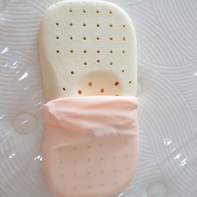 Gối Cao Su Trẻ Sơ Sinh Liên Á Contour 17x35x3cm - Cao Su Thiên Nhiên 100%