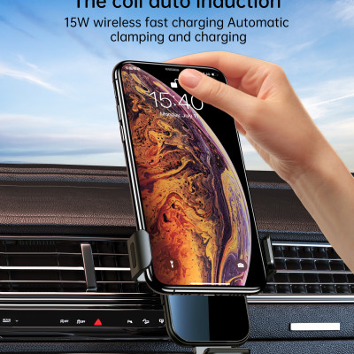 Gía đỡ điện thoại Choetech T201  tích hợp sạc không dây trên ô tô 15w - Hàng chính hãng