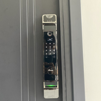 Khóa thông minh nhận diện khuôn mặt Face ID-3D Demax SL928 DG