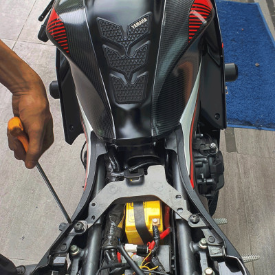 Pin khởi động Xe máy DZM BP106H | Tuổi thọ 8-10 năm | Thay Ắc quy chì | Pin Lithium LifePO4 | 12V - 2.5Ah - 50A 