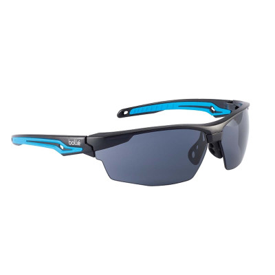 KÍNH BẢO HỘ BOLLE TRYON, Lớp phủ Platinum có khả năng chống xước cao, chống lại các hóa chất mạnh nhất và làm chậm sự xuất hiện của sương mù.  Bảo vệ 99,9% tia UVA/UVB