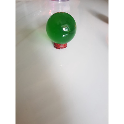 Trái Bi Phong Thủy Xanh Lá Tươi nhỏ vừa đá mắt mèo ánh cao 8cm x đk 6cm đế gỗ may mắn để bàn làm việc may mắn tài lộc hợp mệnh MỘC, mệnh HỎA ạ