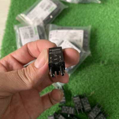 Đèn cho rơ le RZM021RB Schneider - (6 - 24V AC/DC) | Chính hãng |