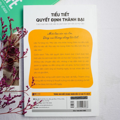 Sách - Tiểu tiết quyết định thành bại: Cách bạn làm một việc là cách bạn làm tất cả mọi việc - MCBooks