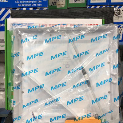 Đèn led panel ốp trần nổi vuông công suất 24W MPE (2 loại ánh sáng trắng-vàng)