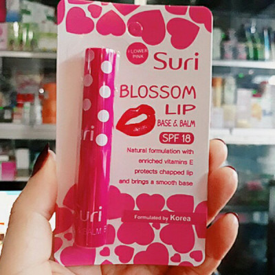 Son dưỡng ẩm bảo vệ môi chiết xuất trái bơ mỡ Suri Blossom Lip Hàn Quốc 1.8g PK01.Hồng tặng kèm móc khoá