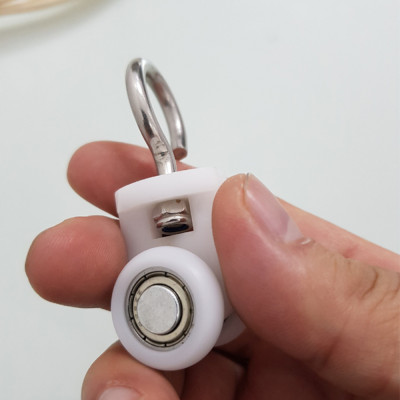 Bánh xe chạy rèm PVC, rèm công nghiệp, hệ nhôm kính, chạy ray 3cm, loại 2 bánh nhựa, móc thép không gỉ MIHOCO-Hàng chính hãng