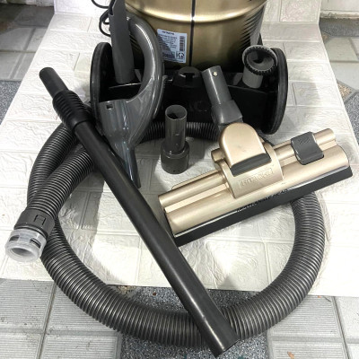 Máy hút bụi công nghiệp Hitachi CV-970Y 24CV TG dung tích 21L công suất 2200W xuất xứ Thái Lan - Hàng chính hãng