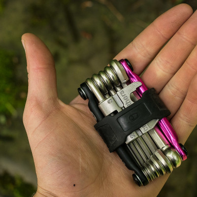 Bộ dụng cụ sửa xe đạp mini đa dụng Crankbrothers M17 multi-tools