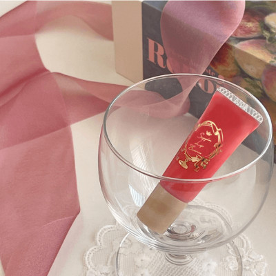 Son Dưỡng Môi Club Suppin Nhật Bản Tăng Cường Độ Ẩm, Làm Mềm Môi Căng Mọng Quyến Rũ (Tuýp 14G)