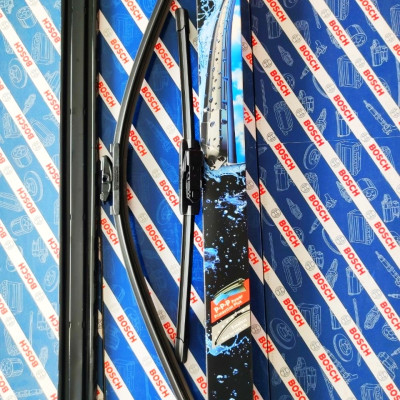 BỘ GẠT MƯA BOSCH AEROTWIN EURO SET AUDI A4 A5 Q3 Q5 (2011-2022) A6 (2018-2022) - 20X24 (7296)