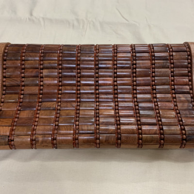 Gối Công Thái Học , Gối Hạt Gỗ Hương - Kích Thước 36cmx24cmx8cm/4cm ( video, hình thật )