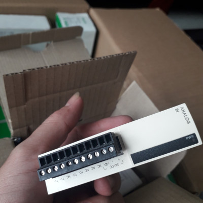 | Chính hãng | Mô đun TM2AMI2LT Schneider đầu vào tương tự, modul analog Modicon TM2AMI2LT - 2 analog input