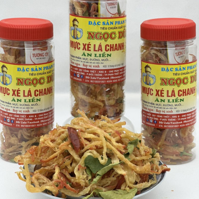 Mực xé lá chanh hộp 250 gram đã chế biến ăn liền ngon ơi là ngon của shop Đặc Sản Biển Phan Thiết NGỌC DŨNG. Hạn sử dụng 12 tháng kể từ ngày đặt hàng